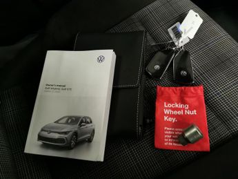 Volkswagen Golf 1.4 TSI 13kWh GTE Plug-in DSG (245 ps) - PADDLE SHIFT - DIGITAL 