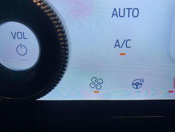 Ford Mustang Mach-e Extended Range 91kWh Automatic AWD (351 ps) - HEATED SEATS - NAV