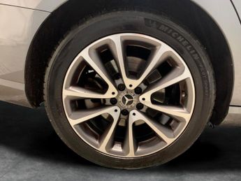 Mercedes-Benz E Class 2.0 E350e 6.4kWh SE Plug-in G-Tronic+ (299 ps) - AIRMATIC AIR SU