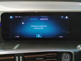 Mercedes-Benz EQC EQC 400 80kWh AMG Line (Premium Plus) 4MATIC (408 ps) - SELF PAR