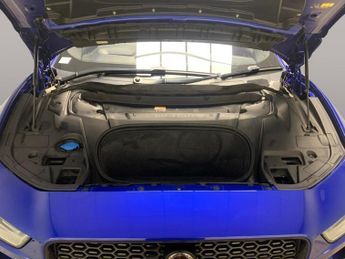 Jaguar I-PACE 400 90kWh HSE 4WD (400 ps) - MERIDIAN AUDIO - HEATED STEERING