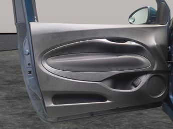 Fiat 500e 24kWh Action (95 ps) - KEYLESS START - USB AUDIO - ELECTRONIC HA