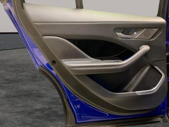 Jaguar I-PACE 400 90kWh HSE 4WD (400 ps) - MERIDIAN AUDIO - HEATED STEERING