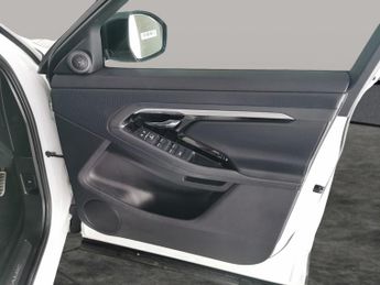 Land Rover Range Rover Evoque 1.5 P300e 12.2kWh R-Dynamic S Plug-in 4WD (309 ps) - REVERSE CAM