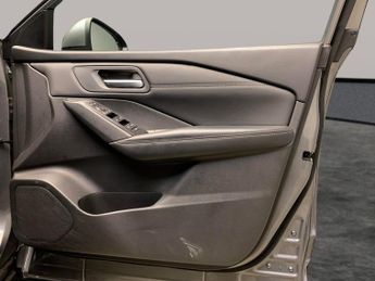 Nissan Qashqai 1.5 h e-POWER Acenta Premium (190 ps) - LANE DEPARTURE  - BLUETO