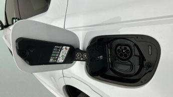 Land Rover Discovery Sport 1.5 P300e 12.2kWh R-Dynamic SE Plug-in 4WD (309 ps) - BLIND SPOT