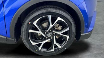 Toyota C-HR 1.8 VVT-h Design CVT (122 ps) - LANE DEPARTURE ALERT - BLUETOOTH