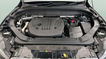 Volvo XC60 2.0 B5 MHEV Momentum (250 ps) - B PILLAR VENTILATION - BLUETOOTH