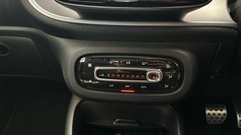 Smart Fortwo 17.6kWh Pulse Premium Coupe (22kW Charger) (82 ps) - BLUETOOTH -