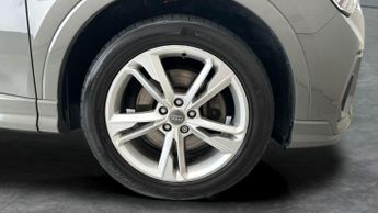 Audi Q3 2.0 TFSI 40 S line S Tronic quattro (190 ps) - DRIVING MODES