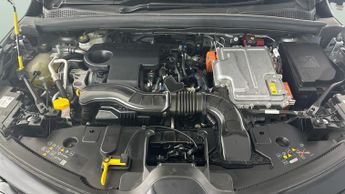 Renault Captur 1.6 E-TECH 9.8kWh E-Tech engineered Plug-in (160 ps) - BLUETOOTH