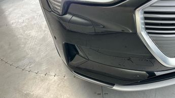 Audi e-tron 50 Technik quattro 71.2kWh (313 ps) - ADJUSTABLE SUSPENSION - BL