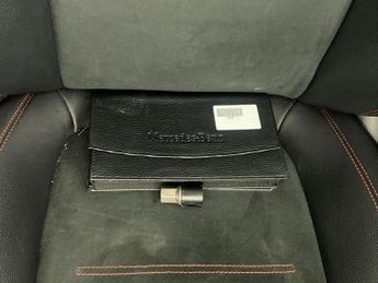 Mercedes-Benz EQB EQB 300 66.5kWh AMG Line (Premium) 4MATIC (228 ps) - HEATED LEAT