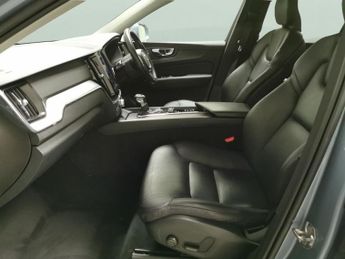 Volvo XC60 2.0 D4 Momentum (190 ps) - SENSUS SAT NAV - PARK ASSIST - LED