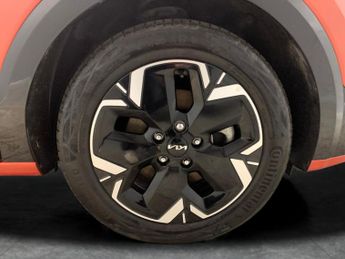 Kia Niro 64.8kWh 4 (201 bhp) - REVERSE CAM - NAV - HEATED SEATS