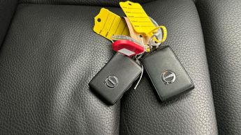 Volvo XC60 2.0 B5 MHEV Momentum (250 ps) - B PILLAR VENTILATION - BLUETOOTH