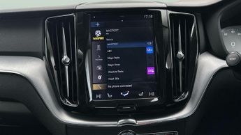 Volvo XC60 2.0 B5 MHEV Momentum (250 ps) - B PILLAR VENTILATION - BLUETOOTH