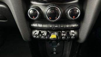 Mini Electric Hatch Cooper SE 32.6kWh Level 3 (184 ps) - HEATED SEATS - INTERIOR LIG