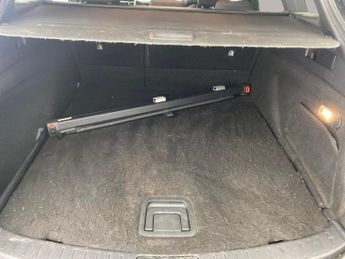 Toyota Corolla 2.0 VVT-h Design Touring Sports CVT (184 ps) - REVERSE CAM - NAV