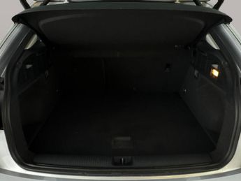 Audi Q2 1.6 TDI 30 Sport S Tronic (116 ps) - DAB - BLUETOOTH - CRUISE