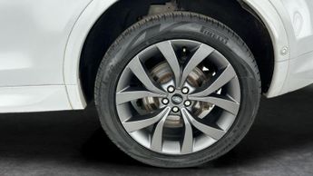 Land Rover Discovery Sport 1.5 P300e 12.2kWh R-Dynamic SE Plug-in 4WD (309 ps) - BLIND SPOT