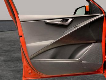 Kia Niro 64.8kWh 4 (201 bhp) - REVERSE CAM - NAV - HEATED SEATS