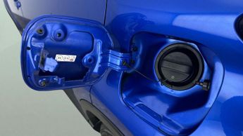 Toyota C-HR 1.8 VVT-h Design CVT (122 ps) - LANE DEPARTURE ALERT - BLUETOOTH