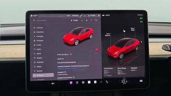 Tesla Model Y SUV RWD (346 ps) - HEATED STEERING - BLIND SPOT ASSIST - BLUETOO