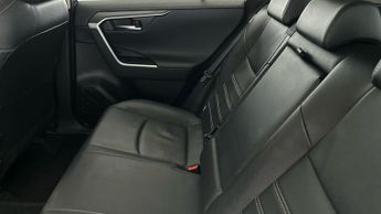 Toyota RAV4 2.5 VVT-h Excel CVT 4WD (222 ps) - HEATED STEERING - LANE DEPART