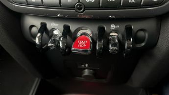 Mini Countryman 1.5 Cooper Classic Steptronic (136 ps) - DAB - SPLIT FOLDING REA