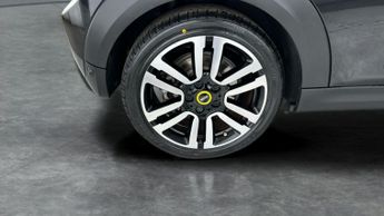 Mini Electric Hatch Cooper SE 32.6kWh Level 3 (184 ps) - HEATED SEATS - INTERIOR LIG