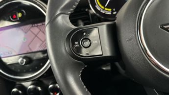 Mini Electric Hatch Cooper SE 32.6kWh Level 3 (184 ps) - HEATED SEATS - INTERIOR LIG