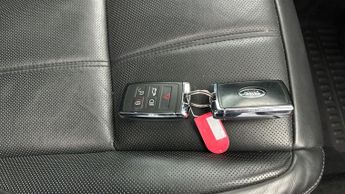 Land Rover Range Rover Evoque 2.0 D180 HSE 4WD (180 ps) - BLIND SPOT ASSIST - BLUETOOTH