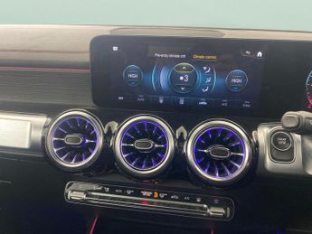 Mercedes-Benz EQB EQB 300 66.5kWh AMG Line (Premium) 4MATIC (228 ps) - HEATED LEAT