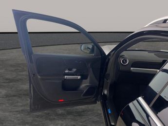 Mercedes-Benz EQB EQB 300 66.5kWh AMG Line (Premium) 4MATIC (228 ps) - HEATED LEAT