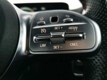 Mercedes-Benz A Class 1.5 A180d AMG Line 7G-DCT (116 ps) - ACTIVE LANE KEEPING ASSIST