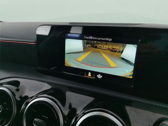 Mercedes-Benz A Class 1.5 A180d AMG Line 7G-DCT (116 ps) - ACTIVE LANE KEEPING ASSIST