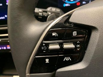 Kia Niro 64.8kWh 4 (201 bhp) - REVERSE CAM - NAV - HEATED SEATS