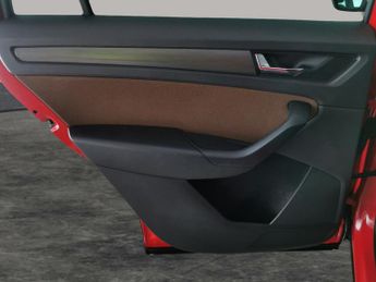 Skoda Kodiaq 1.5 TSI ACT SE DSG (5 Seat) (150 ps) - REVERSE CAM - NAV - WIFI