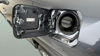 Toyota RAV4 2.5 VVT-h Excel CVT 4WD (222 ps) - HEATED STEERING - LANE DEPART