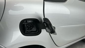 Smart Fortwo 17.6kWh Pulse Premium Coupe (22kW Charger) (82 ps) - BLUETOOTH -