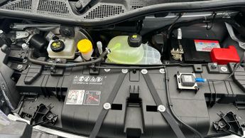 Smart Fortwo 17.6kWh Pulse Premium Coupe (22kW Charger) (82 ps) - BLUETOOTH -