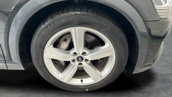 Audi e-tron 50 Technik quattro 71.2kWh (313 ps) - ADJUSTABLE SUSPENSION - BL