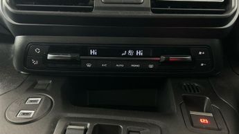 Citroen E-berlingo 52kWh MAX M (7.4kW Charger) (136 ps) - AUTO HEADLIGHTS - DAB - I