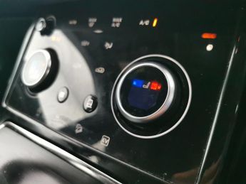 Land Rover Range Rover Evoque 1.5 P300e 12.2kWh R-Dynamic S Plug-in 4WD (309 ps) - REVERSE CAM