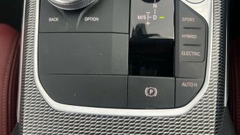 BMW 3 Series 2.0 330e 12kWh M Sport Plug-in (292 ps) - PERFORMANCE CONTROL - 