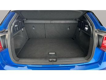 Audi Q2 1.6 TDI 30 Black Edition S Tronic (116 ps) - DAB - PRIVACY GLASS