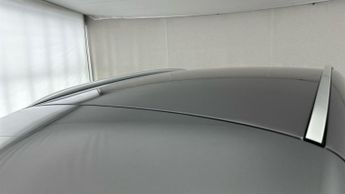 Mercedes-Benz GLA 1.3 GLA250e 15.6kWh Exclusive Edition (Premium) Plug-in 8G-DCT (