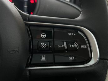 Fiat 500e 42kWh La Prima (118 ps) - REVERSE CAM - NAV - HEATED LEATHER