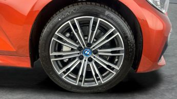 BMW 3 Series 2.0 330e 12kWh M Sport Plug-in (292 ps) - PERFORMANCE CONTROL - 